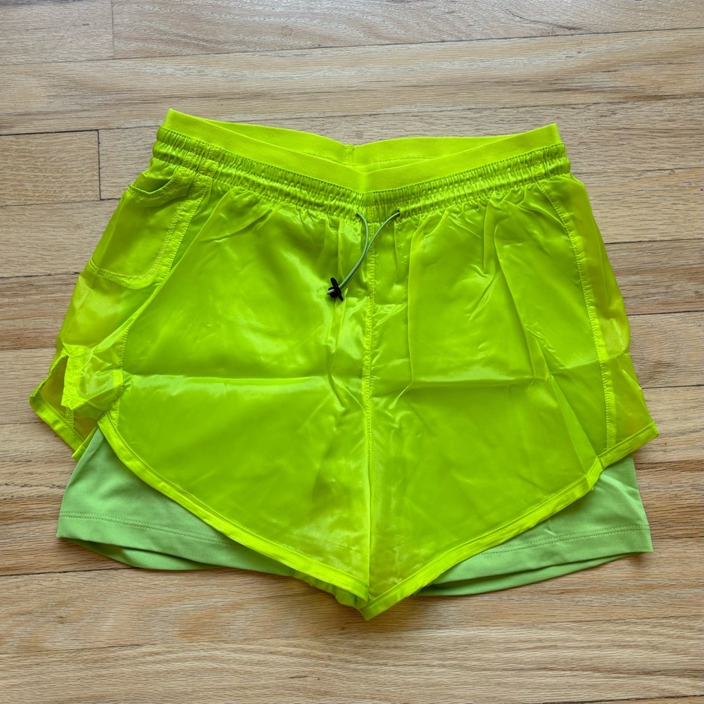 NWT Nike Women's Icon Clash Tempo Luxe Mid-Rise Running Shorts Size XS